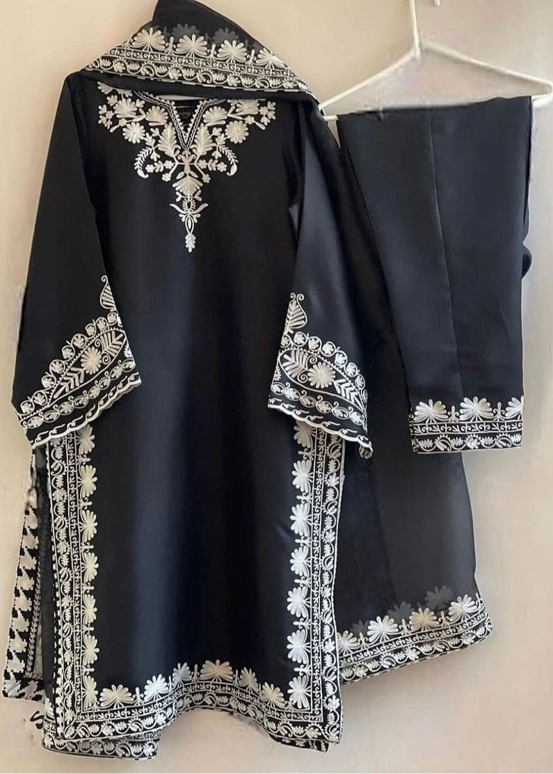 Organza Embroidered Elegance Set