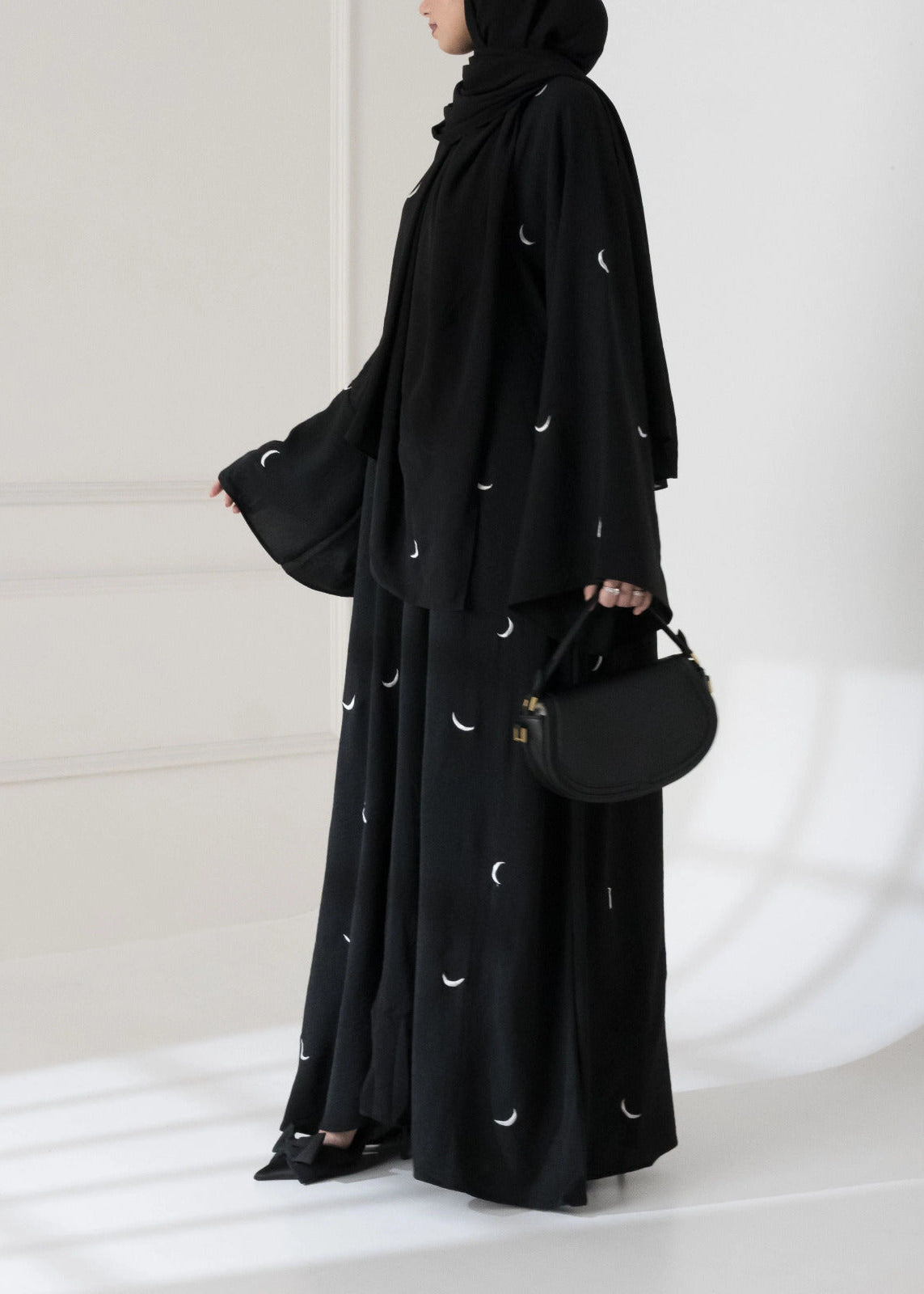 MOON ABAYA